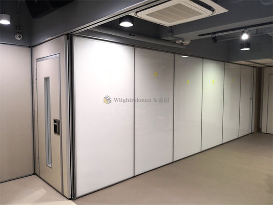 Height Adjustable Panelfold Operable Partitions With Magnetic Sealing System