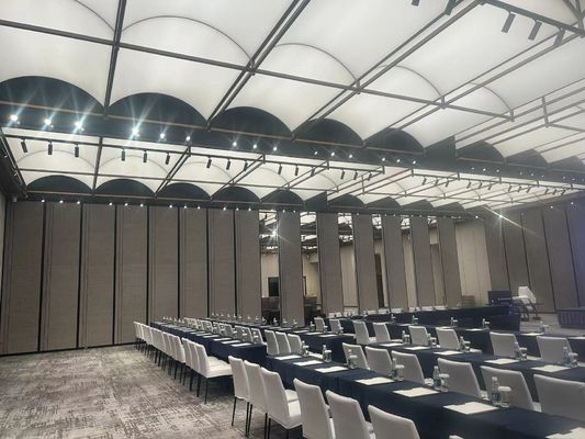 Easy To Install Disassemble Mobile Folding Wall System Customizable For Conference Rooms