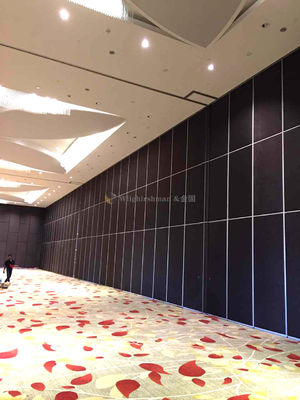 Exhibition Centers Foldable Room Separator with Pass Door Selection Single Or Double Door