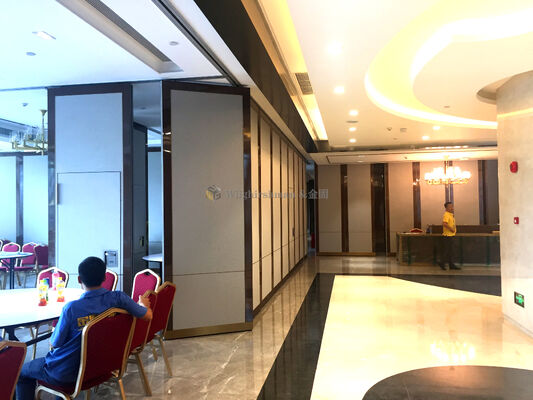 Modular Soundproof Partition Wall Eco Friendly Foldable Panels Designed for Versatile Office and Commercial Applications